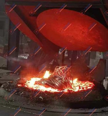 Efficiëntie Elektrische oven voor het smelten van metaal Betrouwbaarheid Energiebesparing Energiefactor &gt; 95%